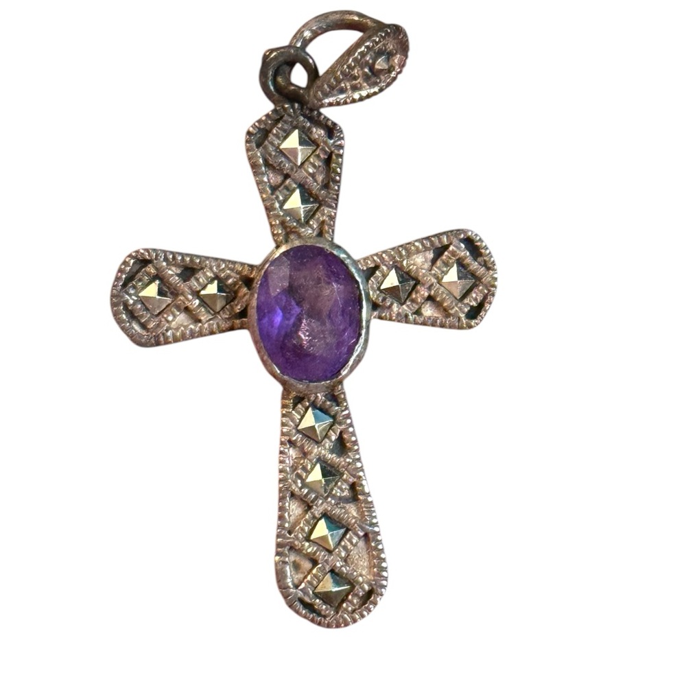 Elegant Vintage sterling silver 925 Marcasite Purple amethyst Cross Pendant